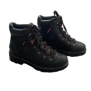 NWT Sorel Lennox Hiker STKD Boot in Black size 7 hiking outdoors athletic